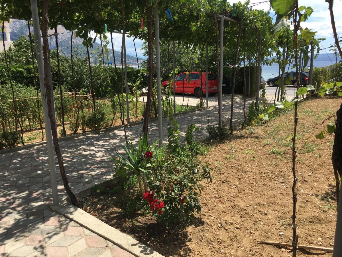Apartment Duce Omiš Kültér fotó